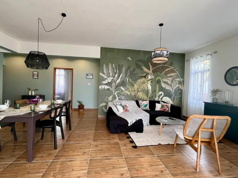 Charmant T4 Avec Vue Piscine Grand Baie Exterior photo